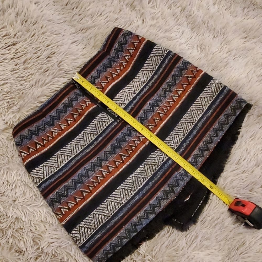 Beautiful aztec Sam Edelman mini skirt size 2 - Picture 8 of 8